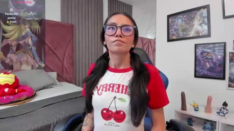 Snapshot of eviiegothell chatting on 07/14/26, 12:33 eviiegothell online show from 07/14/26, 12:33