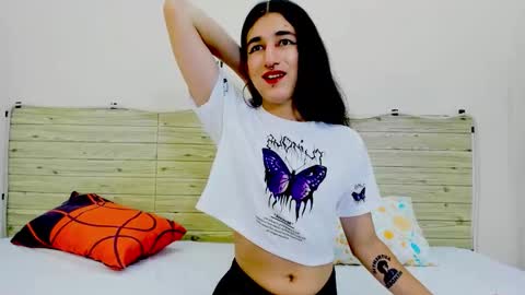 Marley independent model online show from 11/14/25, 09:57