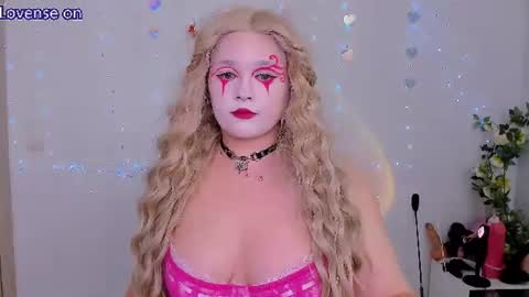 Snapshot of evilla_brill chatting on 06/17/26, 11:23 evilla_brill online show from 06/17/26, 11:23