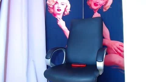 EVILYN online show from 12/03/24, 02:05