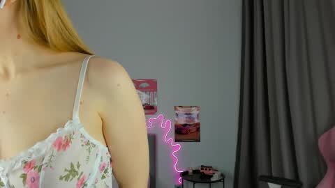 Eva online show from 04/14/26, 03:56