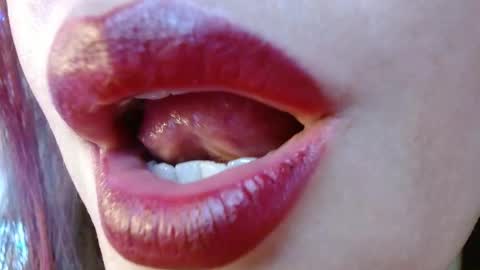 Evoleth online show from 12/18/24, 10:30