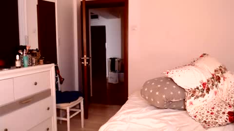 ONLYFANS  There are legends that in this room all your wishes can come true  Private is Open online show from 07/18/26, 04:38