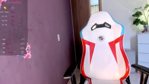 Snapshot of evva_foxxy chatting on 01/08/26, 03:58 evva_foxxy online show from 01/08/26, 03:58