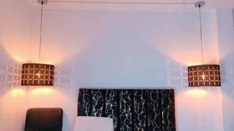 evvaa_moon online show from 11/05/25, 12:16