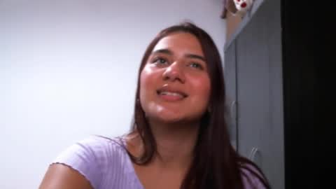 Snapshot of evy_conor chatting on 10/06/25, 09:23 Evy conor online show from 10/06/25, 09:23