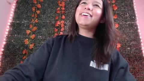 Im Evy online show from 03/24/26, 04:23