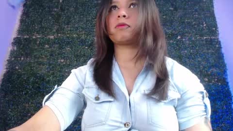 Snapshot of evybubbles_ chatting on 05/04/26, 04:47 Im Evy online show from 05/04/26, 04:47