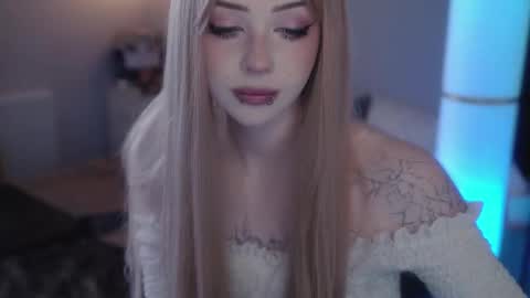 Alyson online show from 02/25/25, 11:19