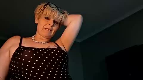 excitmama online show from 02/28/26, 05:52