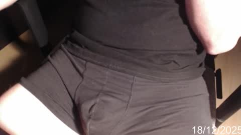 exhib_l0ver online show from 12/18/25, 02:56