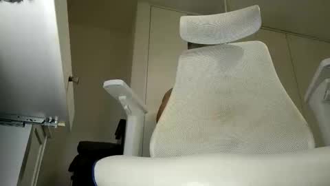 exhibapoil online show from 06/04/26, 11:27
