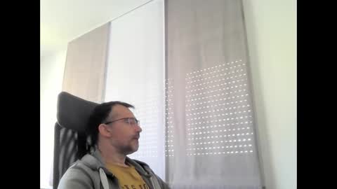 exhibit77 online show from 04/25/26, 08:28