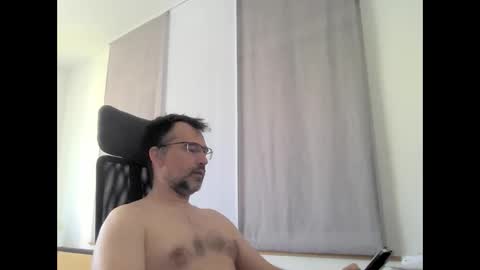 Snapshot of exhibit77 chatting on 06/11/26, 06:55 exhibit77 online show from 06/11/26, 06:55