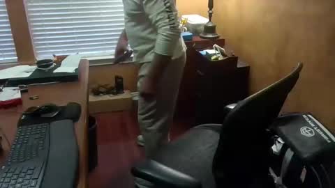 exhibitman69_ldb online show from 02/23/26, 12:19