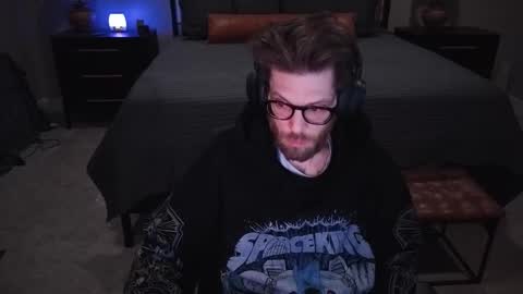 Snapshot of exia425 chatting on 03/15/26, 09:26 exia425 online show from 03/15/26, 09:26