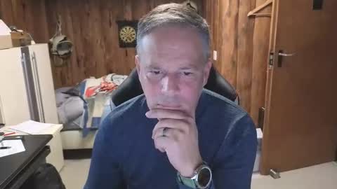 exibe1219 online show from 10/19/25, 10:27