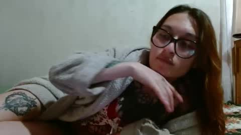 Snapshot of exolizzz66 chatting on 01/24/25, 10:08 Exolizz online show from 01/24/25, 10:08