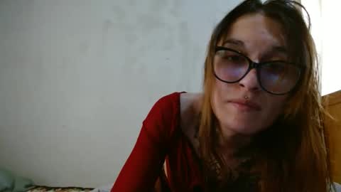 Snapshot of exolizzz66 chatting on 02/01/25, 06:08 Exolizz online show from 02/01/25, 06:08