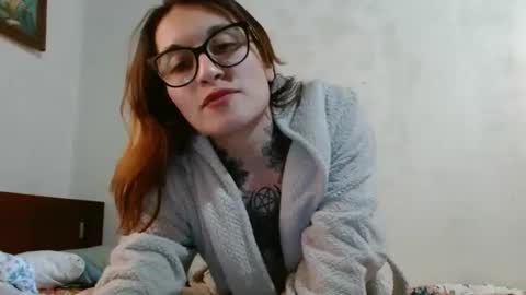 Snapshot of exolizzz66 chatting on 02/03/25, 09:29 Exolizz online show from 02/03/25, 09:29