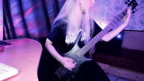 my real name is Irene but Exo is oke too  online show from 10/20/25, 09:15