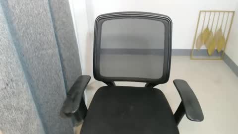 exotic_abby69 online show from 10/14/25, 08:59