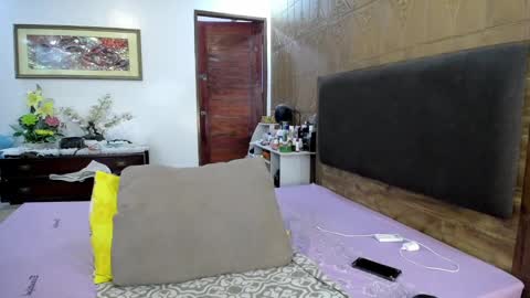 Snapshot of exotic_angel69 chatting on 03/11/25, 06:53 voloptous mommy angel online show from 03/11/25, 06:53
