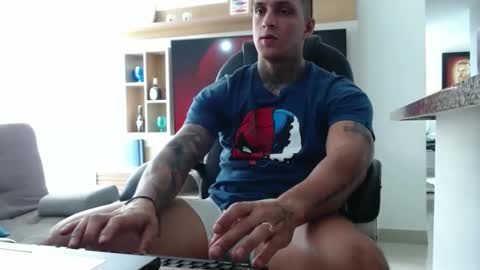 Snapshot of exotic_dude chatting on 12/11/24, 05:48 camilo online show from 12/11/24, 05:48