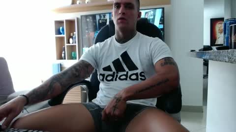 Snapshot of exotic_dude chatting on 03/05/25, 05:29 camilo online show from 03/05/25, 05:29