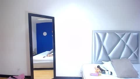 exotic_karmella online show from 02/25/25, 08:41