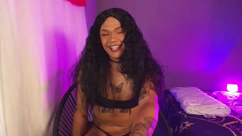 Soy Carla online show from 05/13/26, 05:05