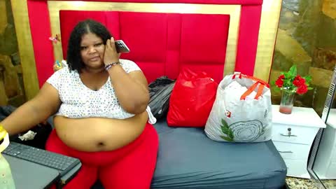 Snapshot of exoticbigmandx chatting on 02/01/25, 11:37 Mandy online show from 02/01/25, 11:37