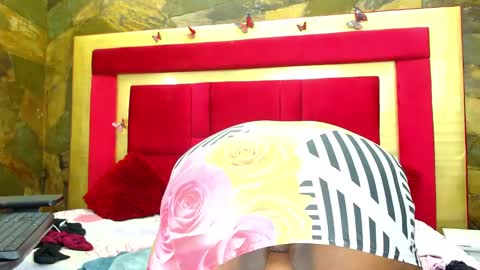 Snapshot of exoticbigmandx chatting on 02/23/25, 05:29 Mandy online show from 02/23/25, 05:29