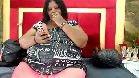 Snapshot of exoticbigmandx chatting on 02/19/26, 09:00 Mandy online show from 02/19/26, 09:00