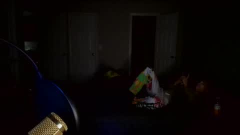 Snapshot of exoticnights chatting on 12/13/24, 09:57 exoticnights online show from 12/13/24, 09:57