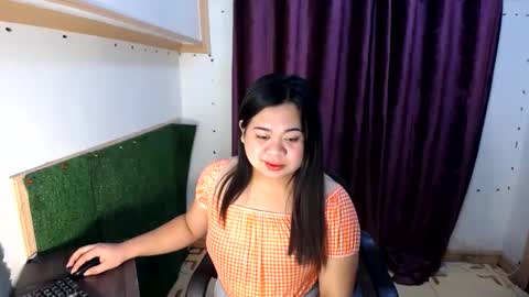 SHANTAL MARIE online show from 12/19/24, 05:50