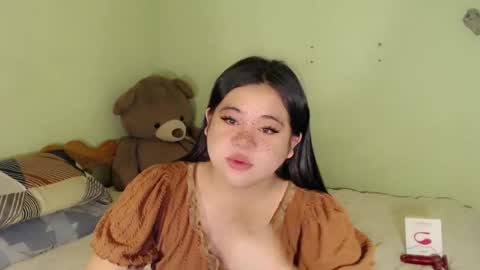 Snapshot of exoticpinayx chatting on 06/30/26, 12:22 SHANTAL MARIE online show from 06/30/26, 12:22
