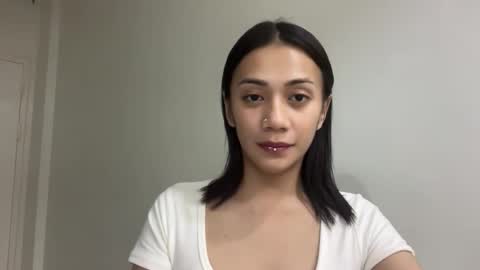 exotictssavie online show from 04/11/26, 05:17