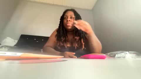 exotiiccmonroe1 online show from 02/16/26, 07:54