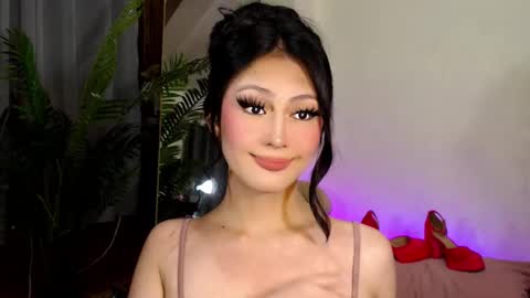 Snapshot of expensive_candyx chatting on 12/26/24, 11:43 Candy online show from 12/26/24, 11:43