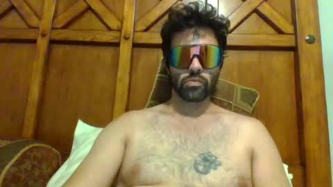 Snapshot of experienced4jocktop chatting on 07/08/26, 12:15 Antonio Leon Gibson-Cushing online show from 07/08/26, 12:15