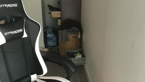 Snapshot of explosivekitty69 chatting on 09/17/25, 06:20 Miss Kitty online show from 09/17/25, 06:20