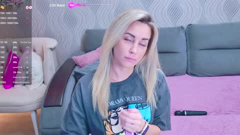 Anna online show from 04/08/26, 03:06