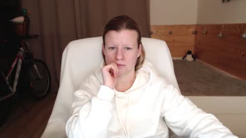 Crystal online show from 12/04/24, 09:35