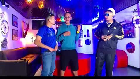 extrangers online show from 01/17/26, 01:16