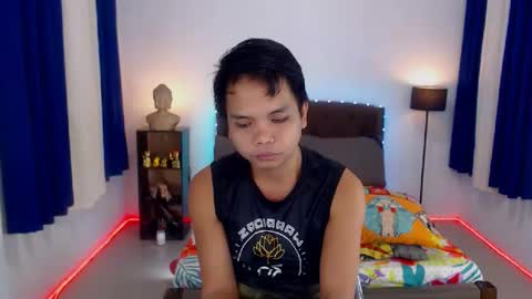 JOHNDAVE online show from 11/17/25, 02:01