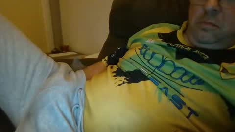 Snapshot of exxxup chatting on 10/29/25, 08:10 exxxup online show from 10/29/25, 08:10
