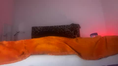 eyelyke2kream online show from 12/31/24, 10:04