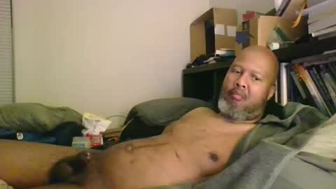 eyequee0007 online show from 05/01/26, 03:00