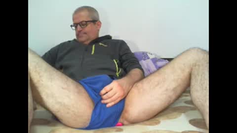 Snapshot of eyes12 chatting on 04/27/26, 05:27 GEORGE online show from 04/27/26, 05:27